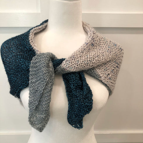 Modular KNITTING PATTERN: Shaded Square Scarf